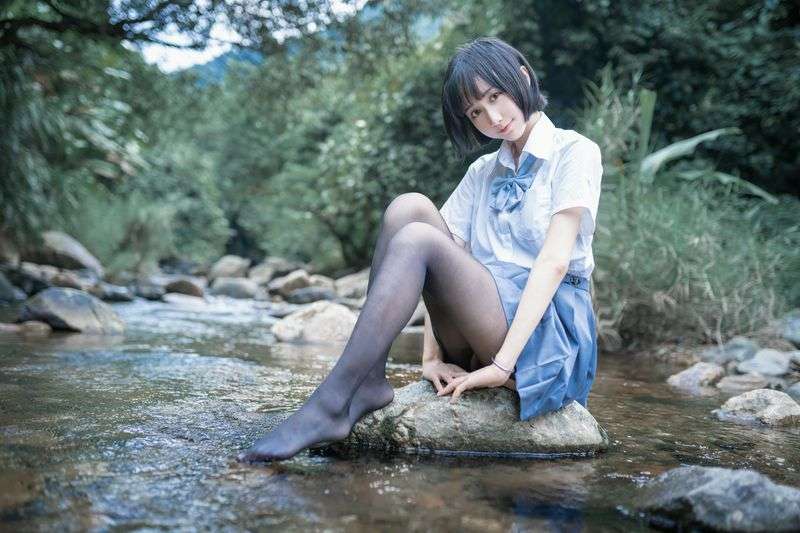 木绵绵水色溪边制服