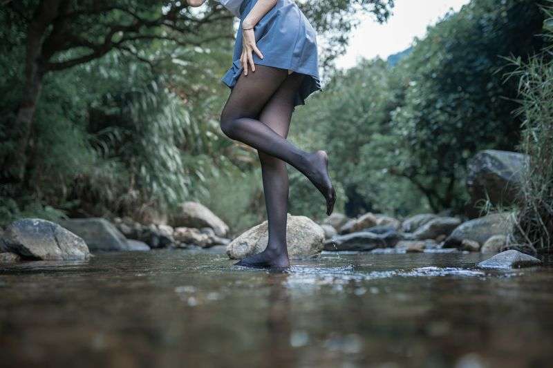 木绵绵水色溪边制服