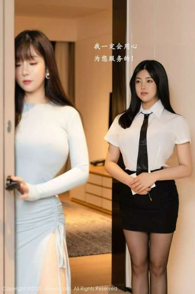 写真百合I剧情第一天实习，经理就让我去服务vip客人