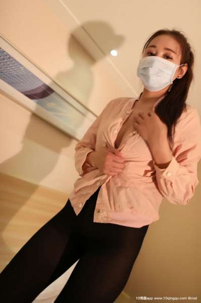 ROSI写真口罩系列 翘臀美女