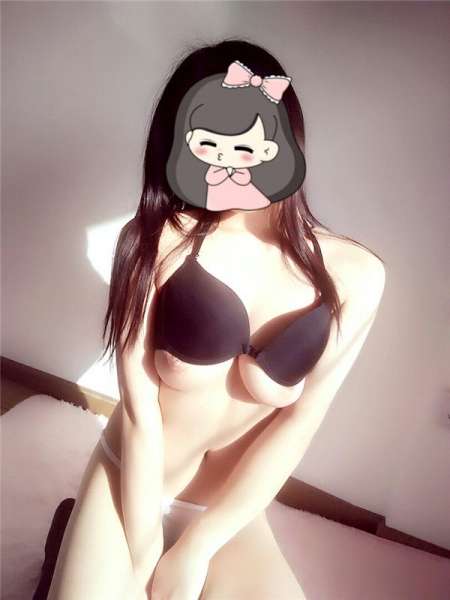 薄纱情趣骚奶