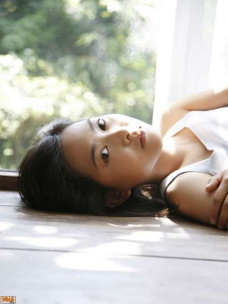 谷村美月 高清写真图套图写真图集