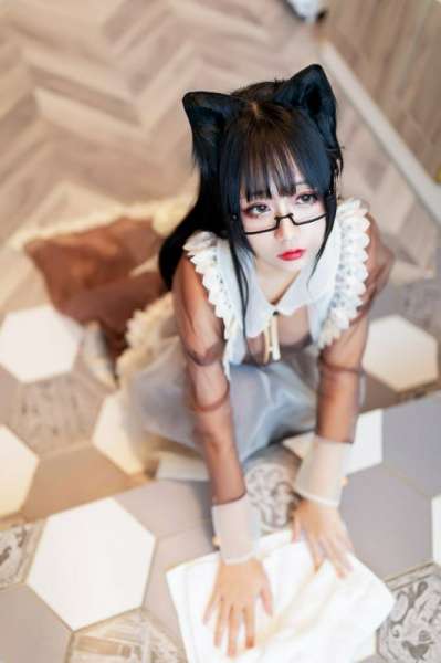 写真Cos日奈娇透明女仆