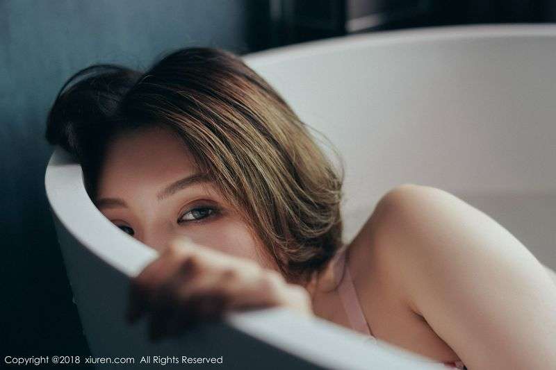 性感女神黄楽然雪胸美臀浴室湿身