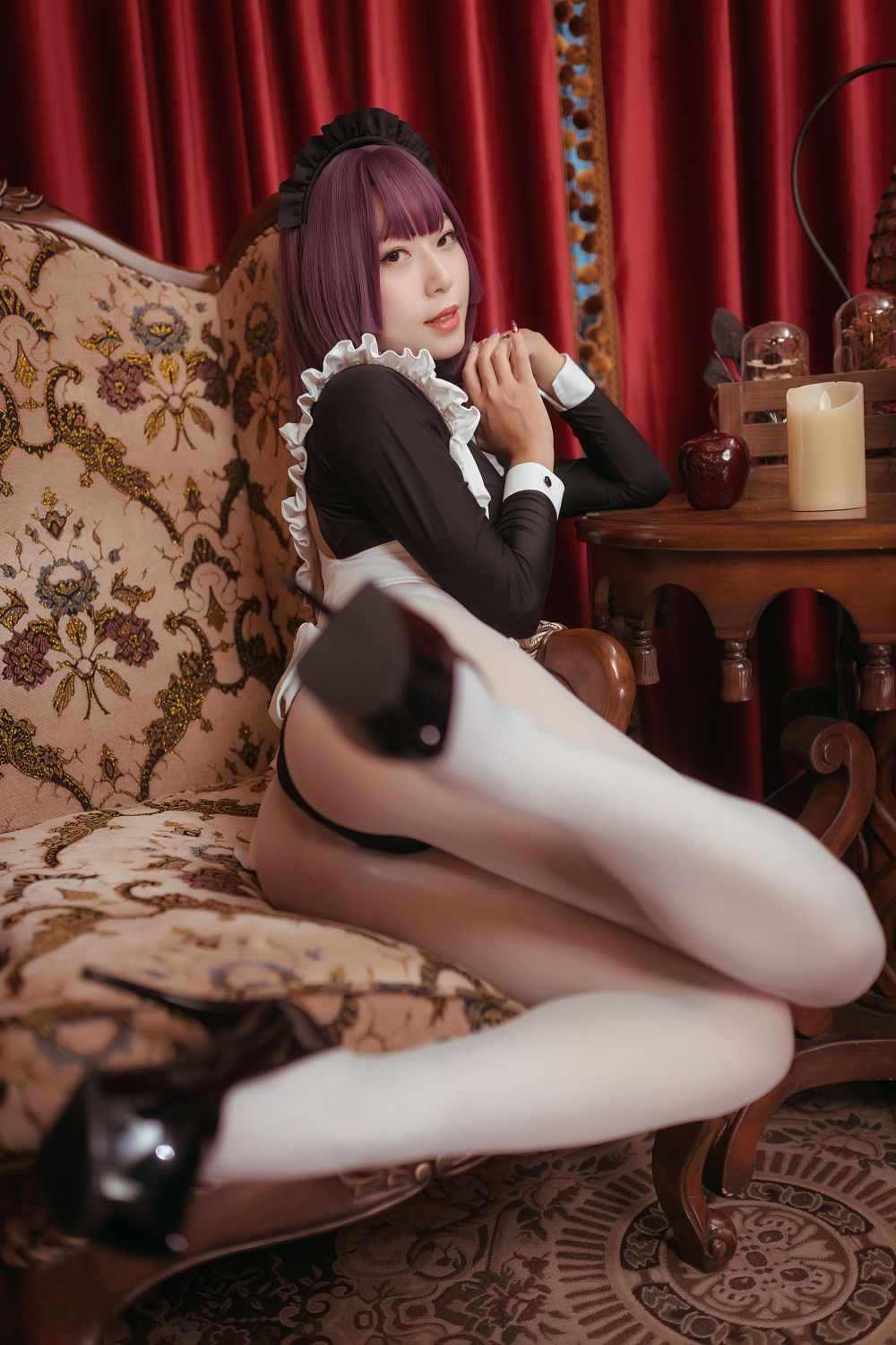 肥臀白丝性感女仆