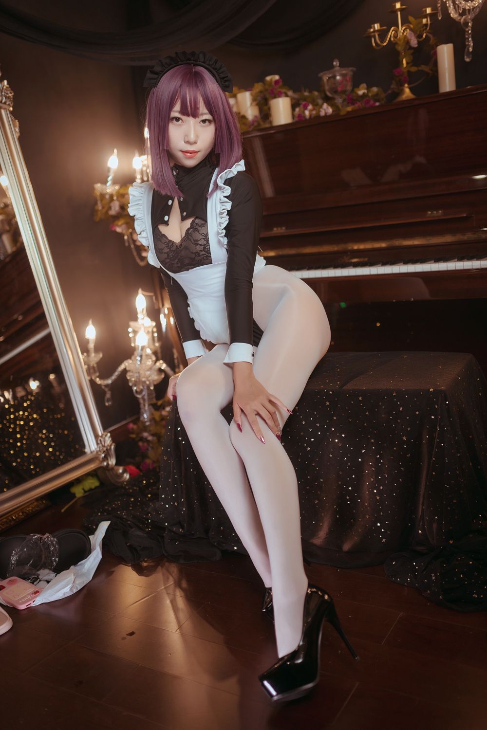 肥臀白丝性感女仆