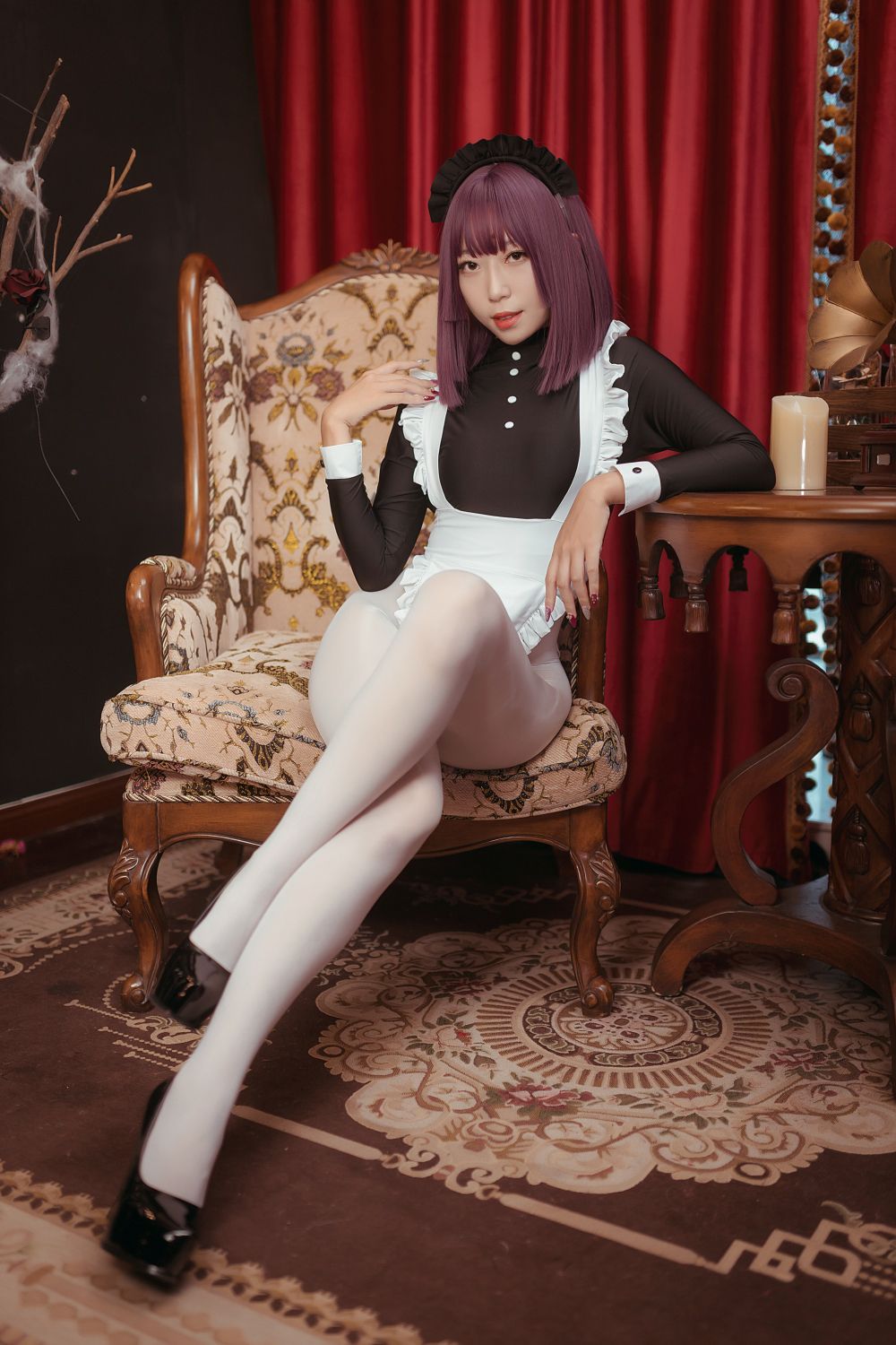 肥臀白丝性感女仆