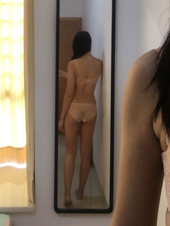 爱自拍的女朋友