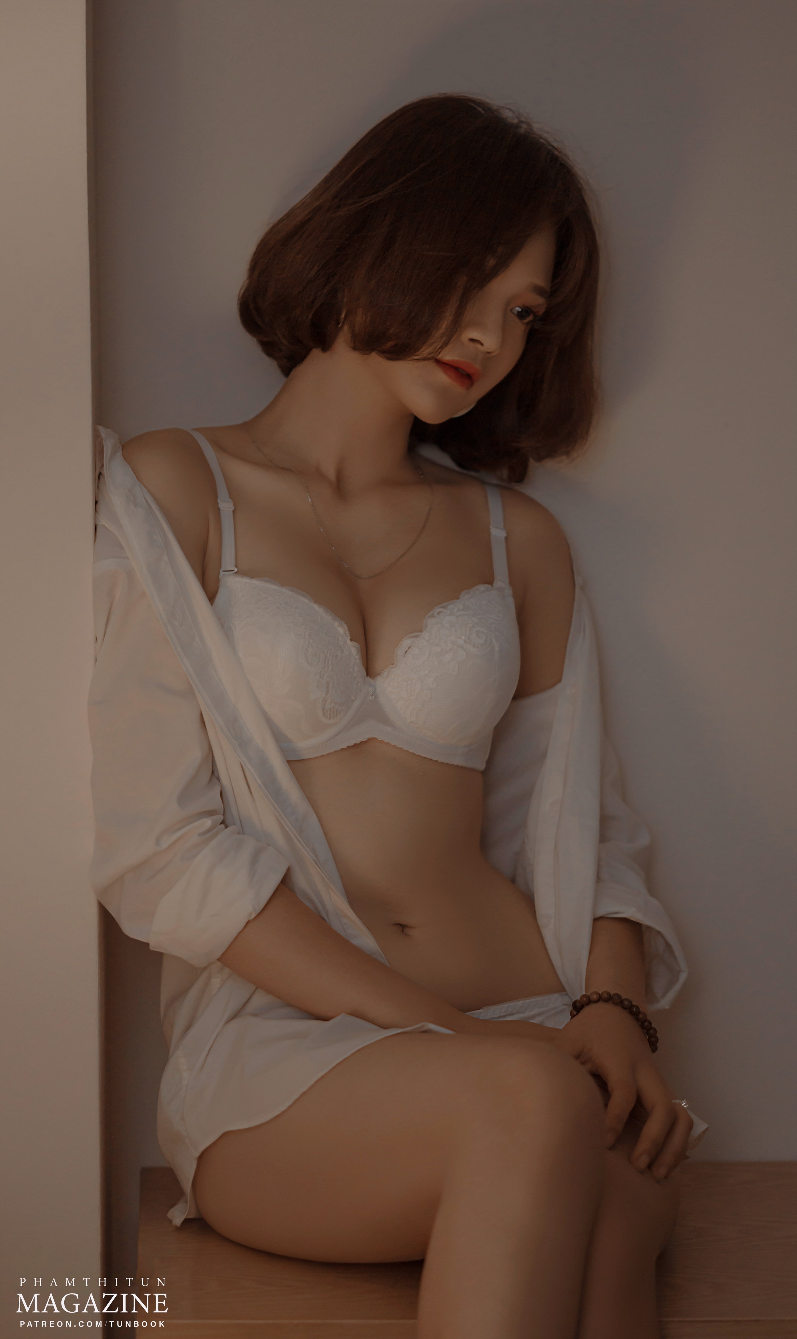 白衣美女