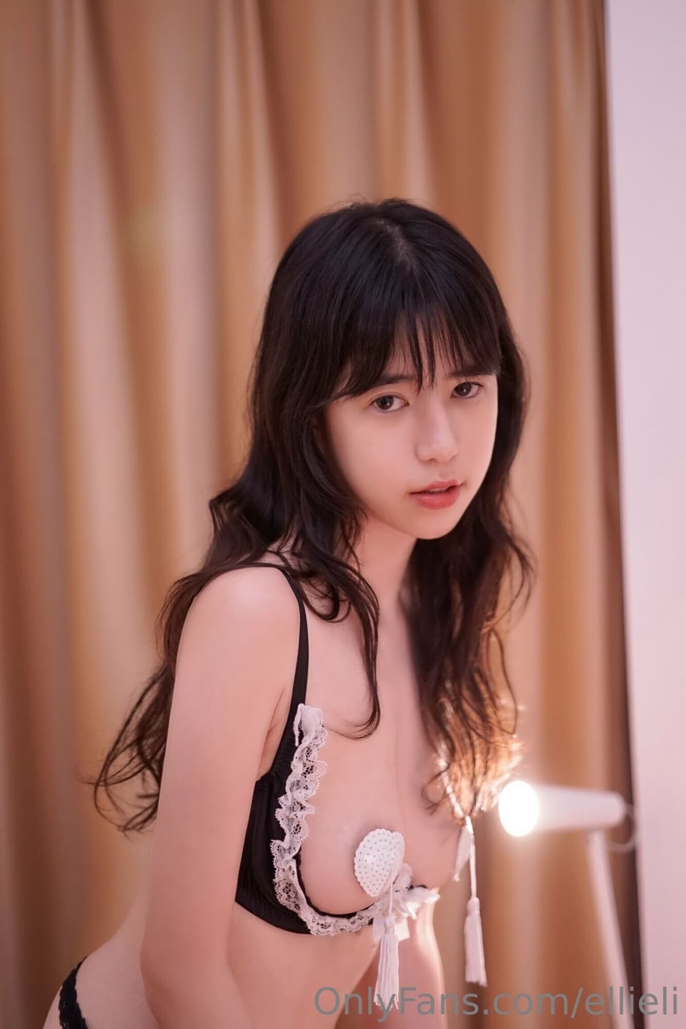 粉嫩的乳头