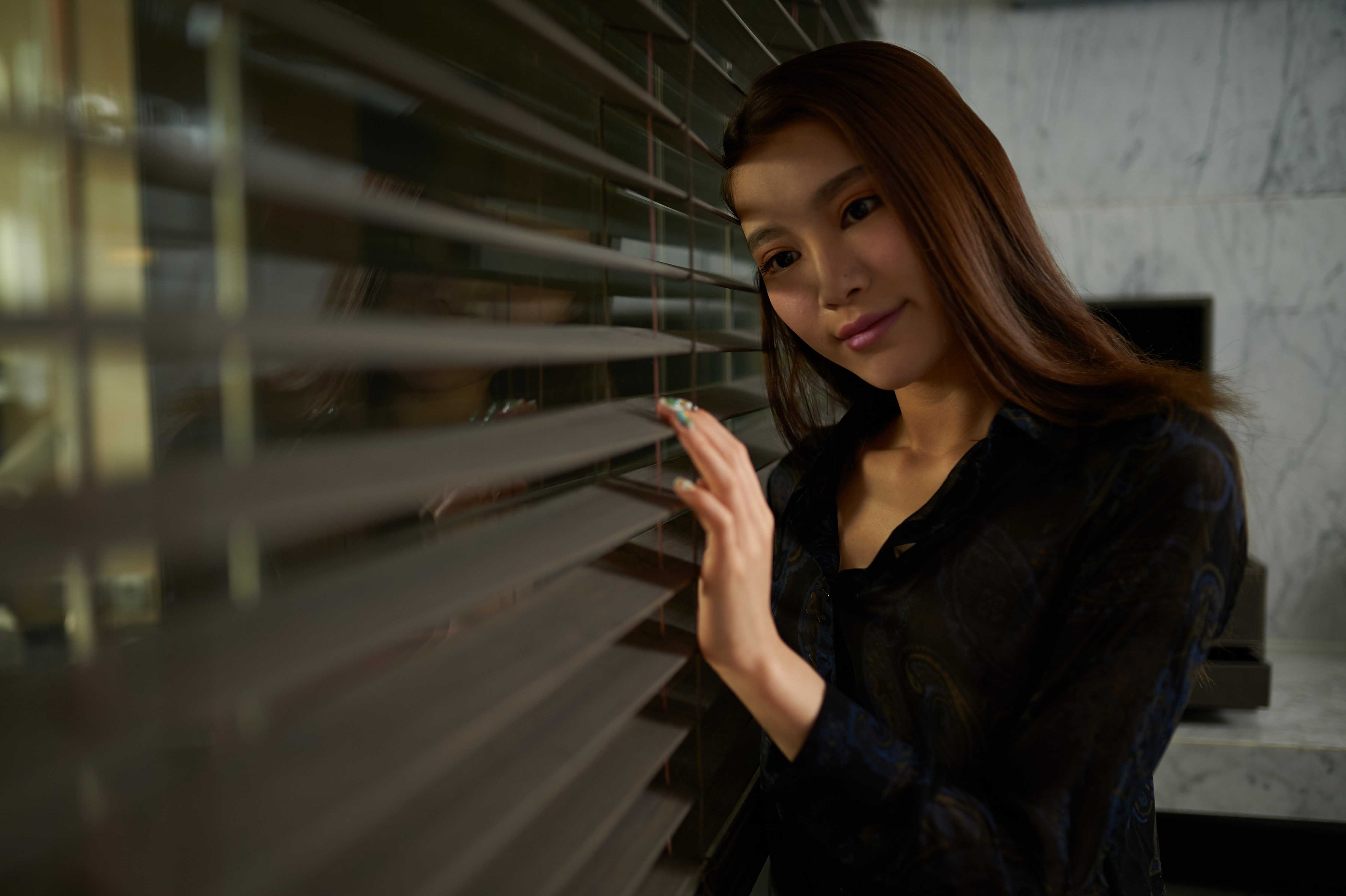 粉嫩且害羞的妹子