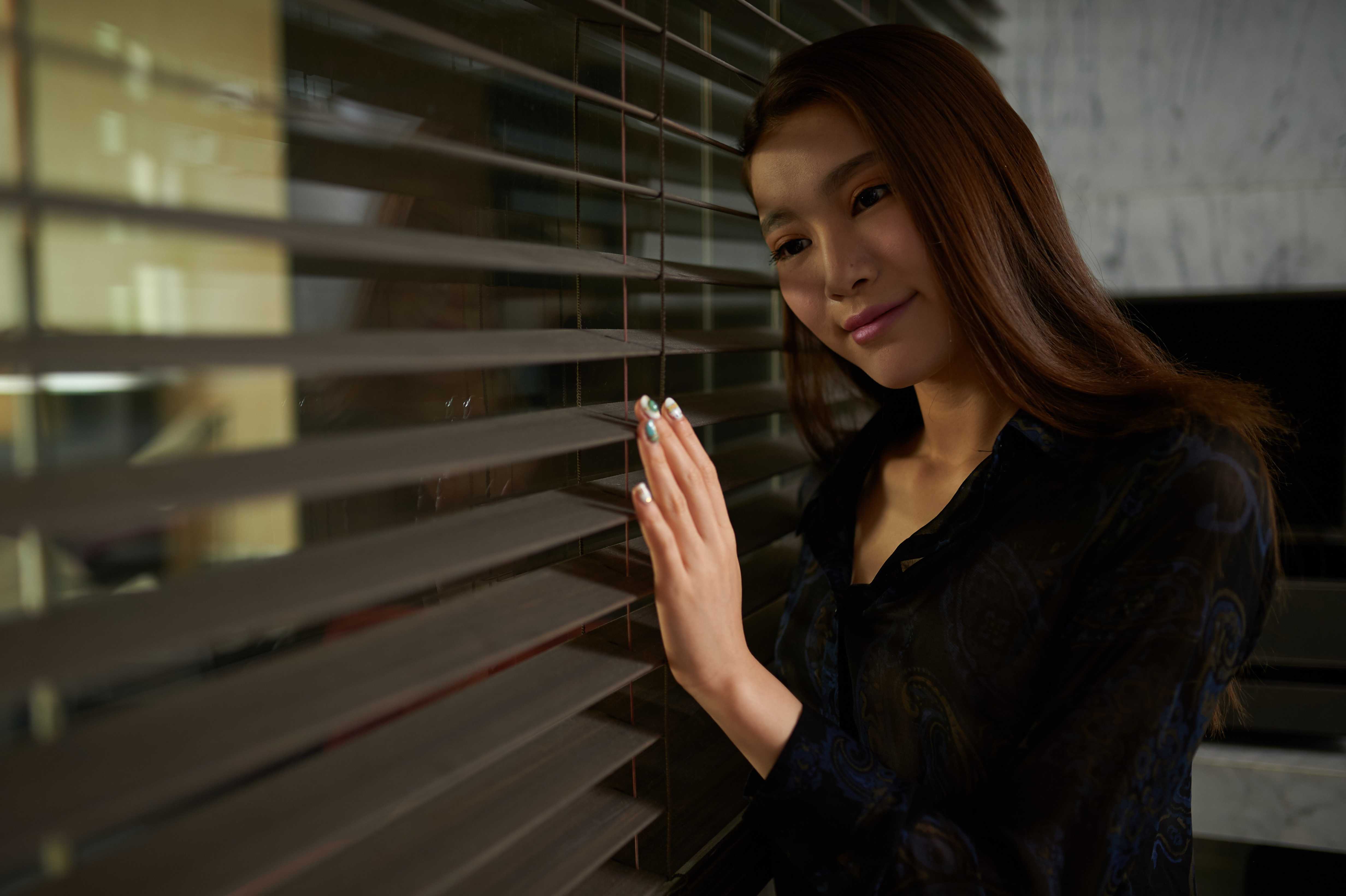 粉嫩且害羞的妹子