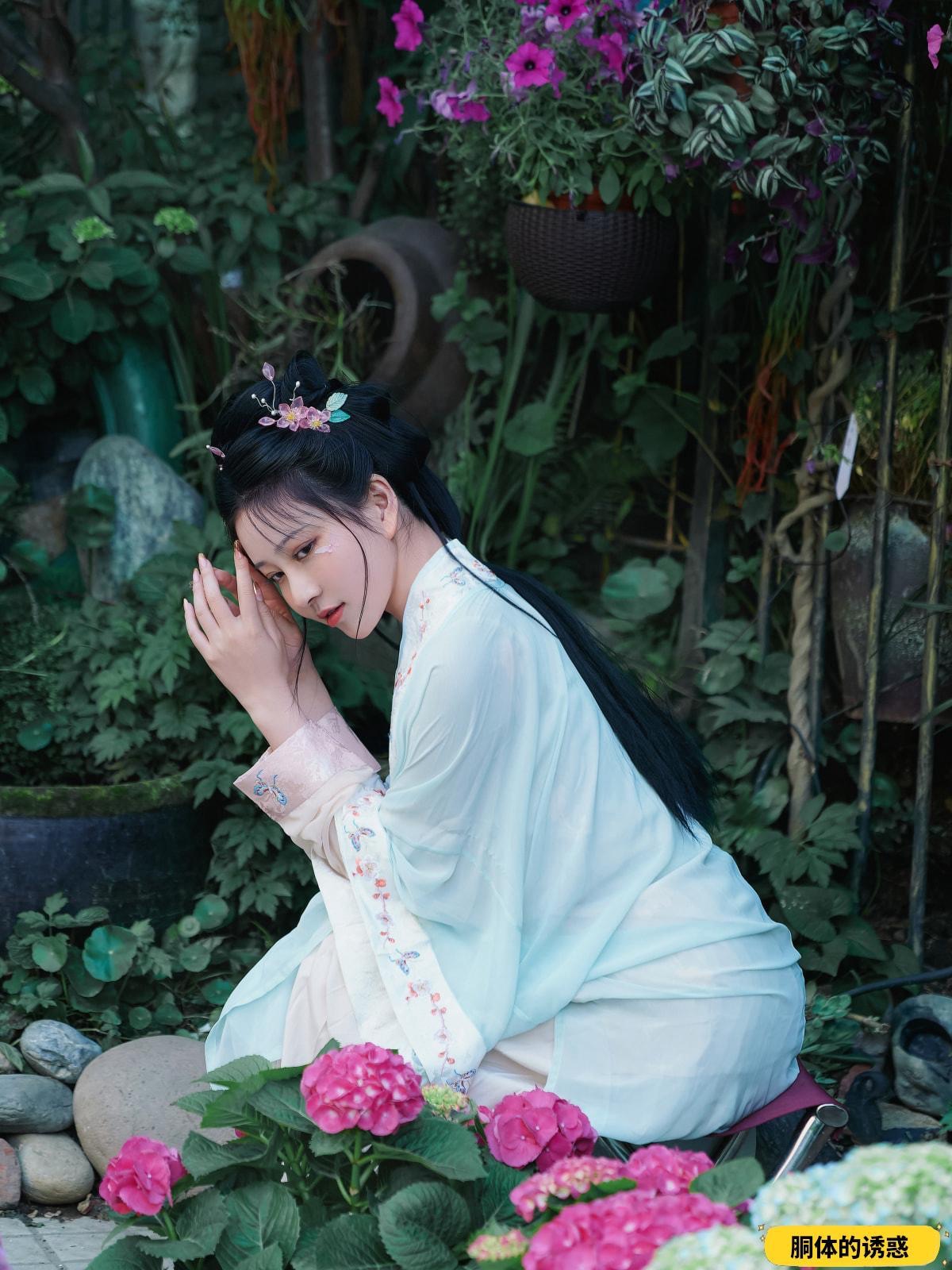 古装风情漂亮大奶