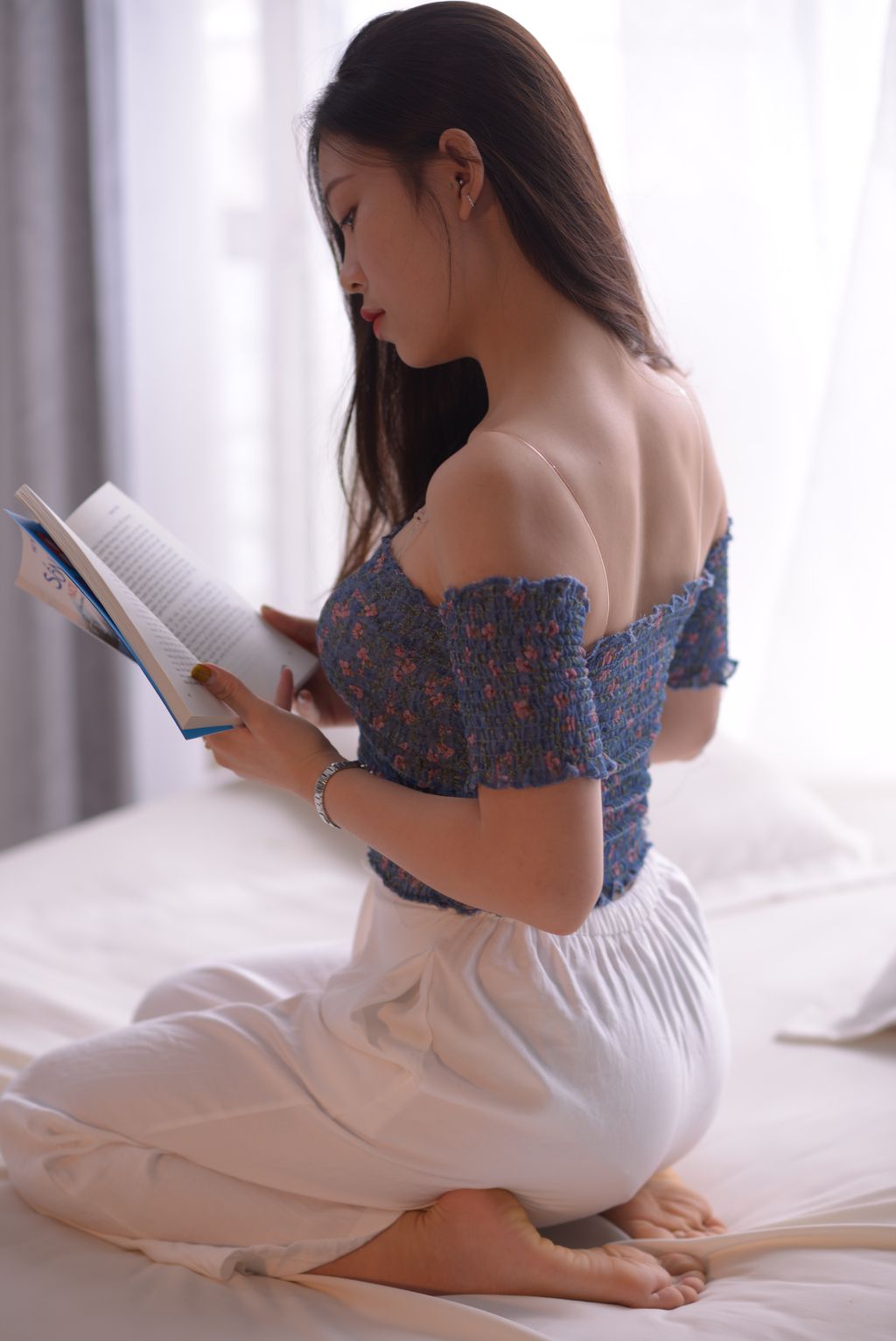 极具诱惑少妇美体