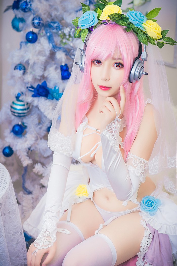 白色高跟美乳