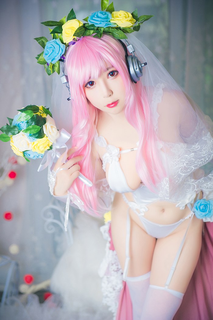 白色高跟美乳