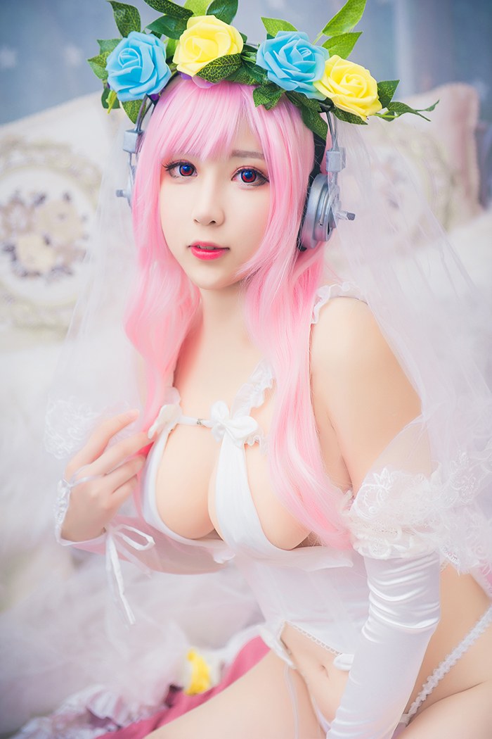 白色高跟美乳