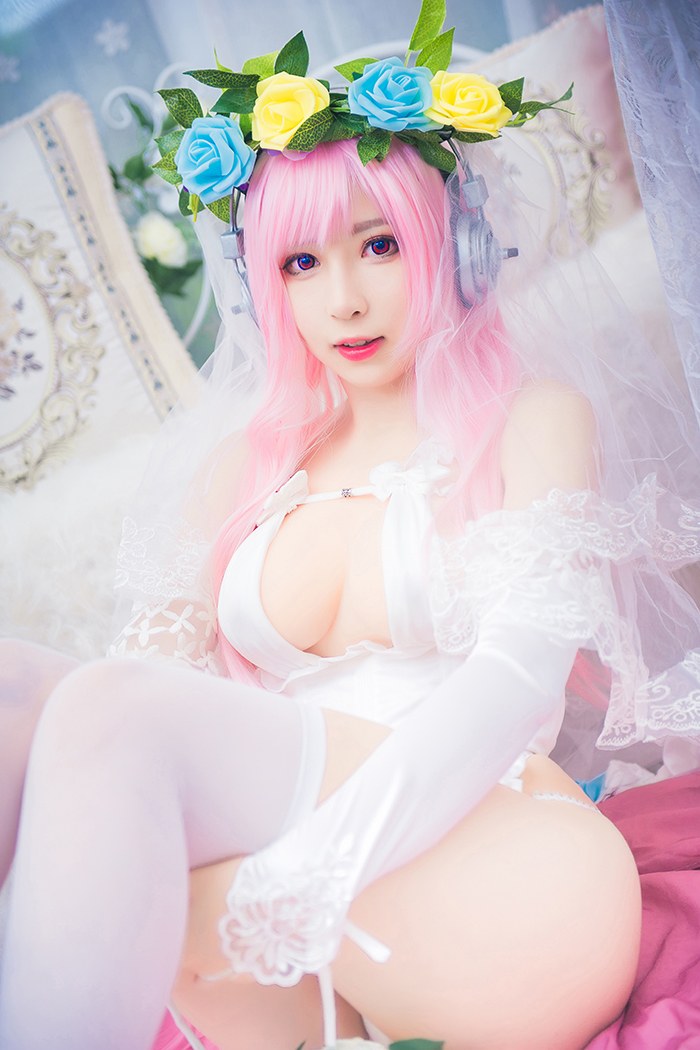 白色高跟美乳
