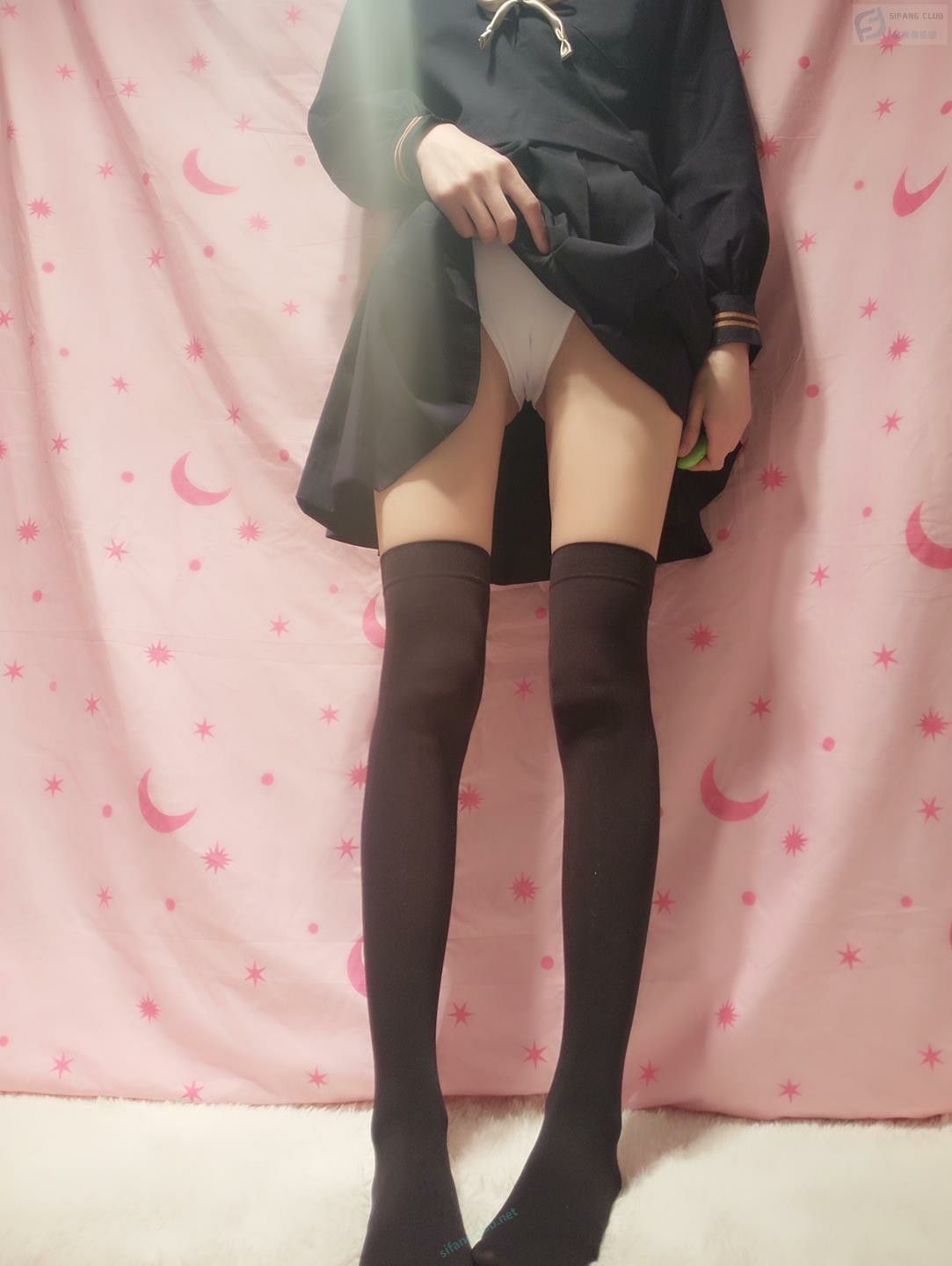 黑JK制服的萝莉