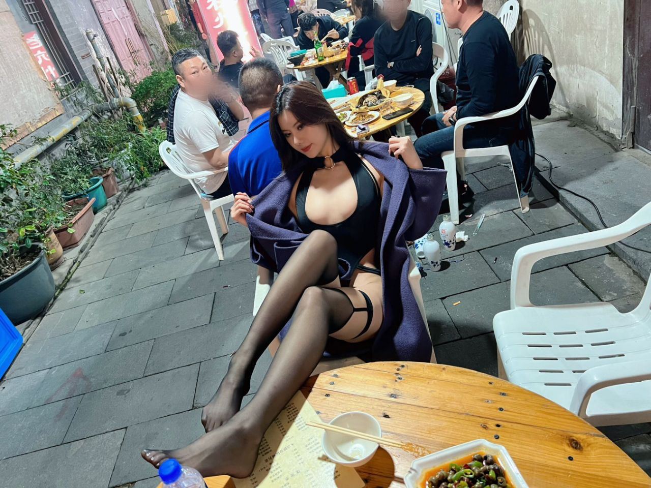 美女性感自拍