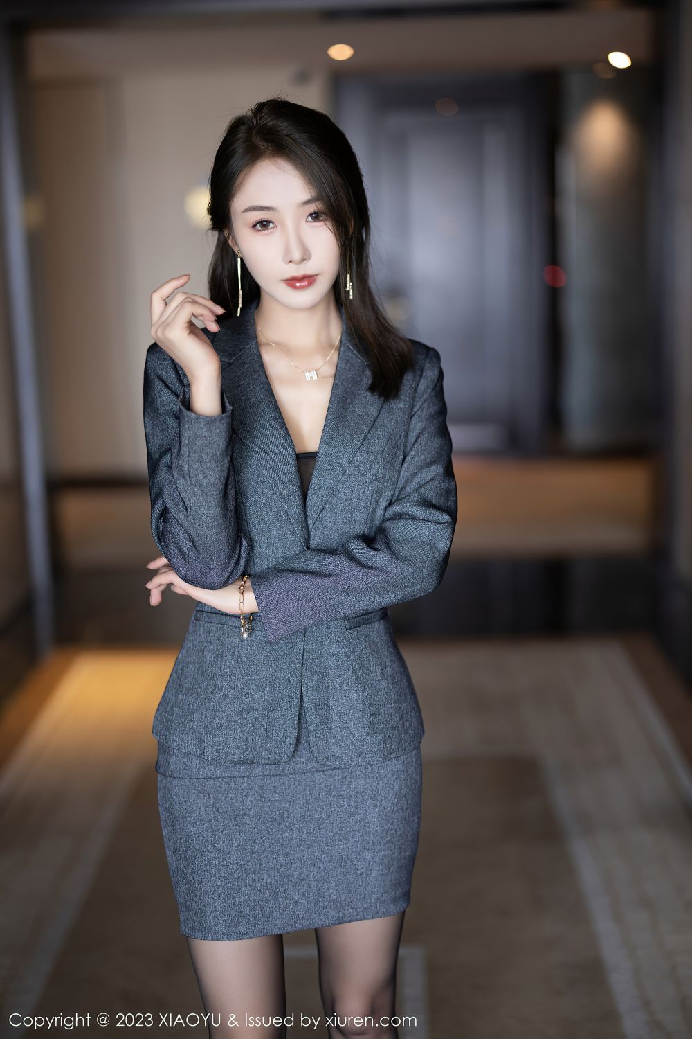 极品OL制服妹子清新迷人