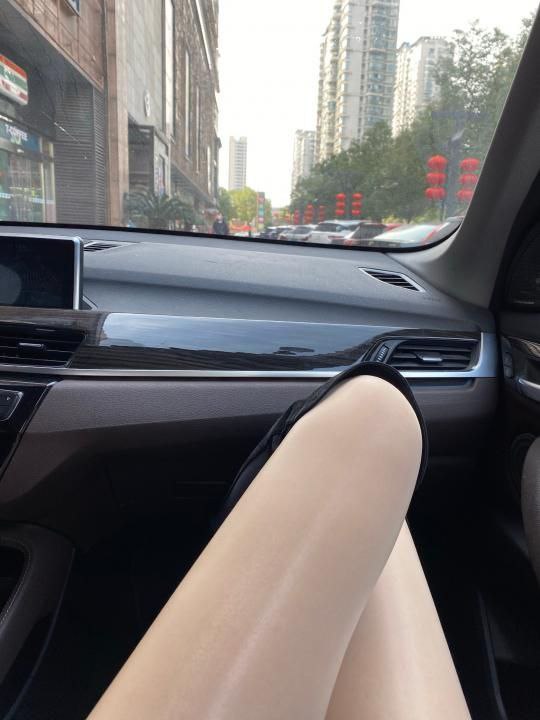 这腿太美了