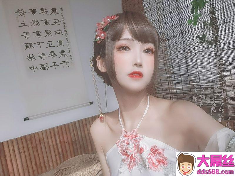 三度69肚兜