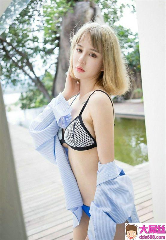 90后比基尼美女Cheryl青树苏梅岛旅拍