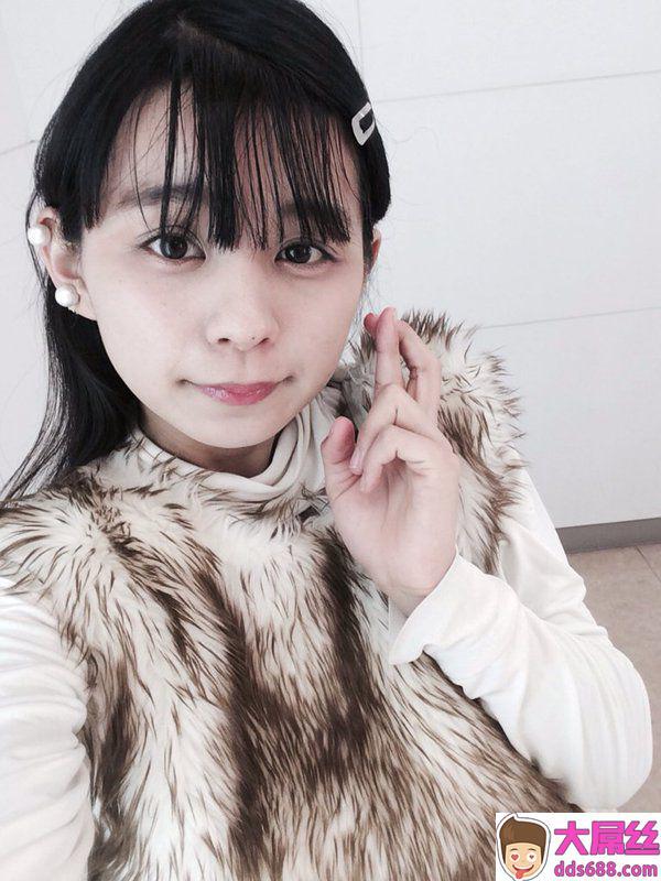 祝茉莉美少女私房自拍照