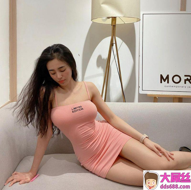 小骚宝的写真集，想不想操我啊