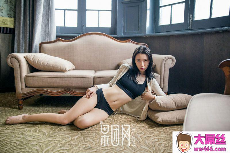 Girlt果团网系列TG021女博士邀君赏