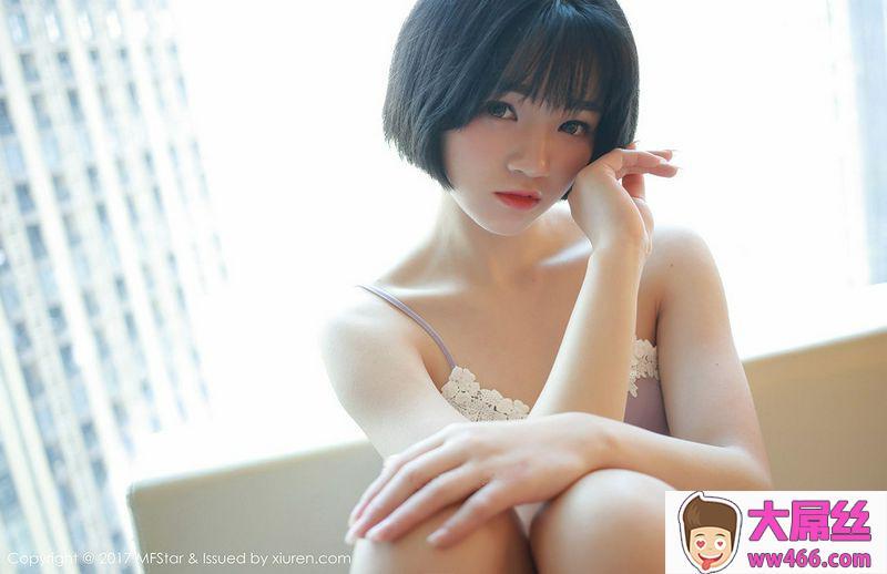 模范学院悦爷妖精居家私房吊带睡裙翘臀诱惑写真
