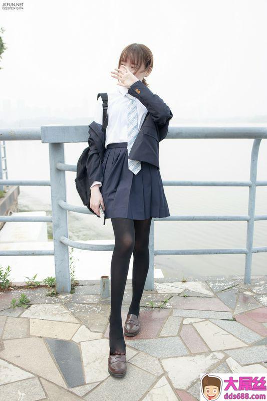 森萝财团JKFUN006Aika日系黑丝