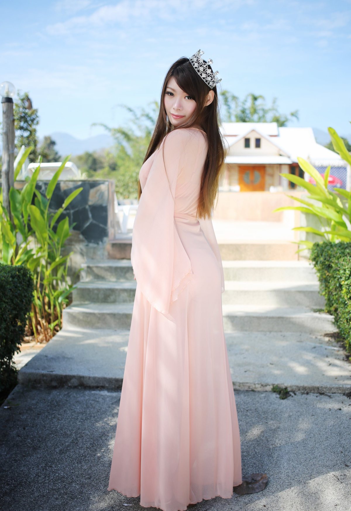 粉色衣裙