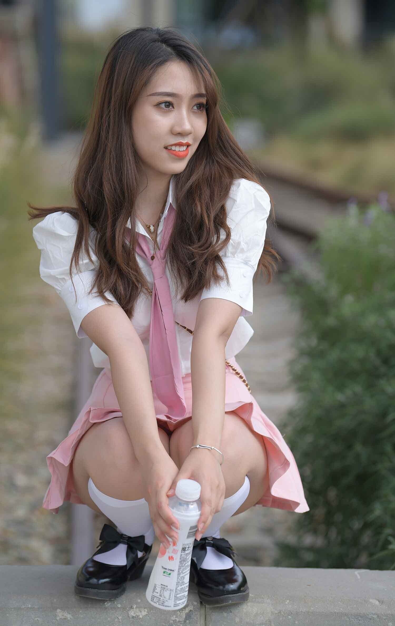 性感短裙美女