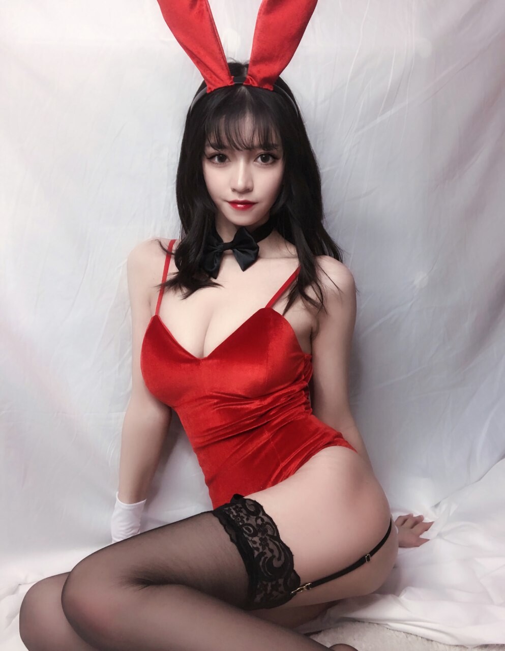 红丝绒兔女郎