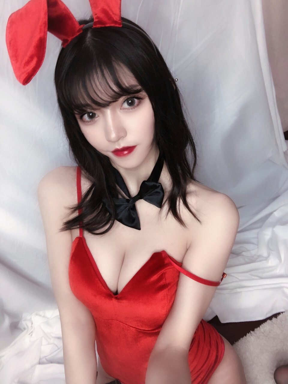 红丝绒兔女郎