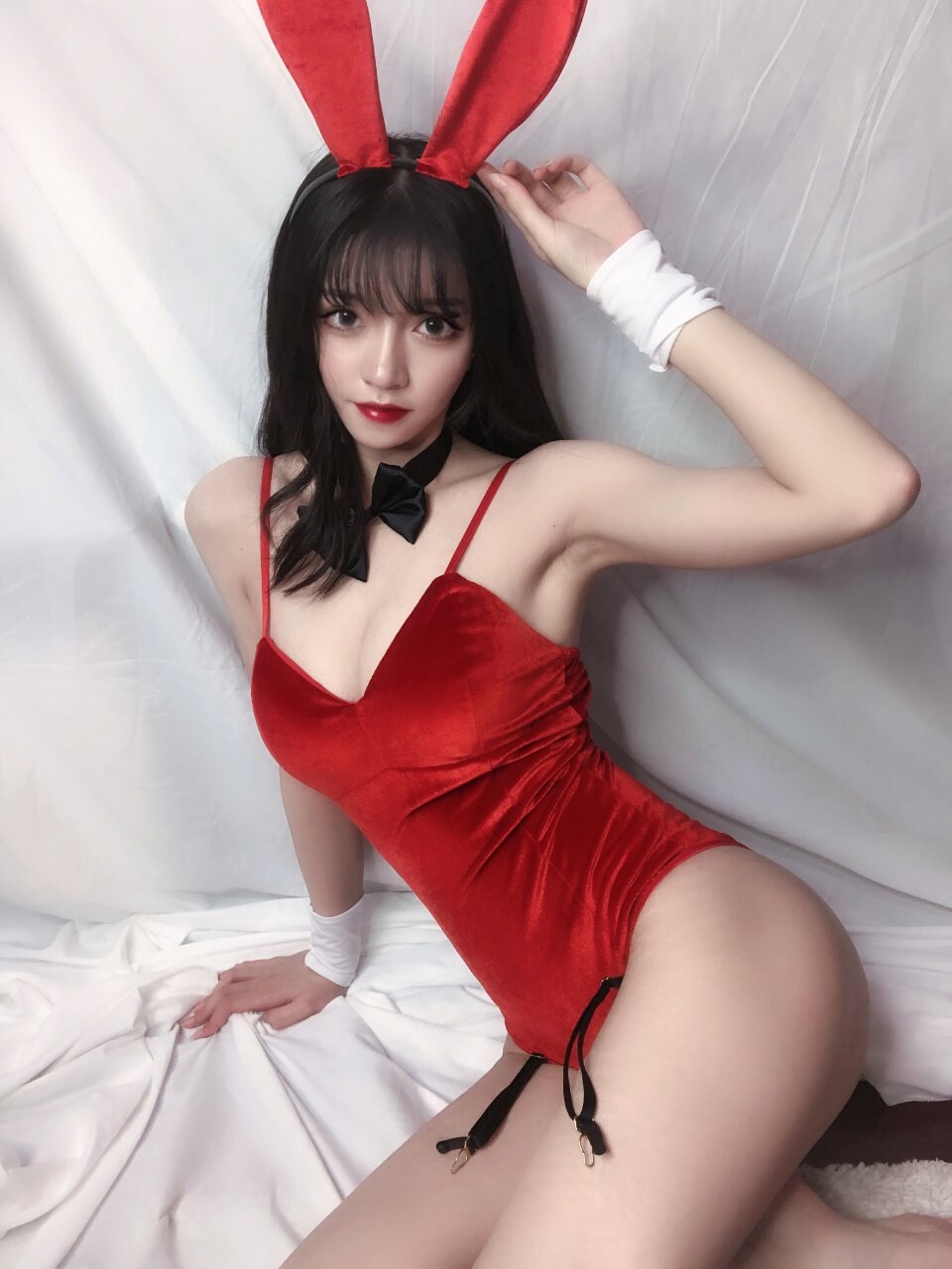 红丝绒兔女郎