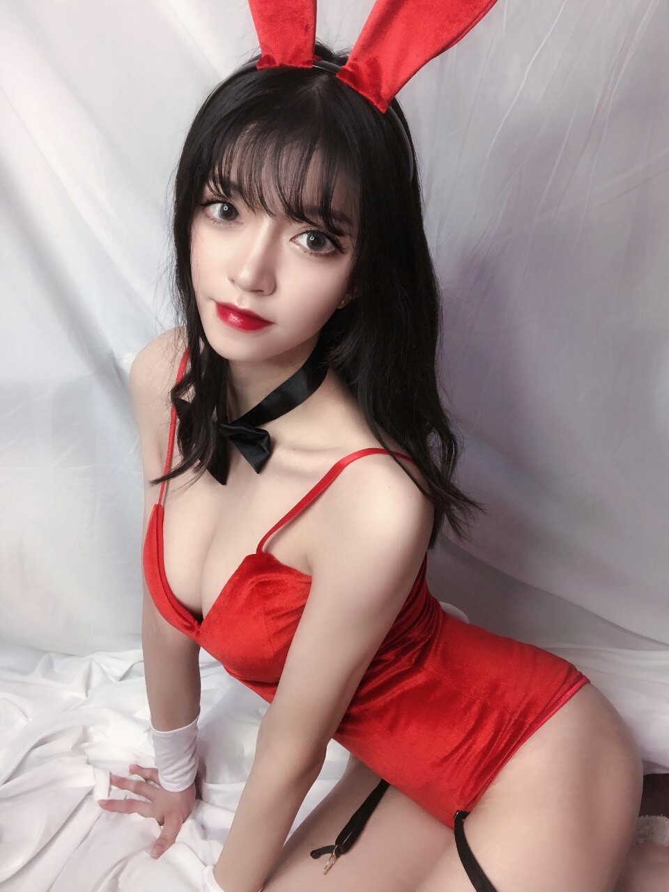 红丝绒兔女郎