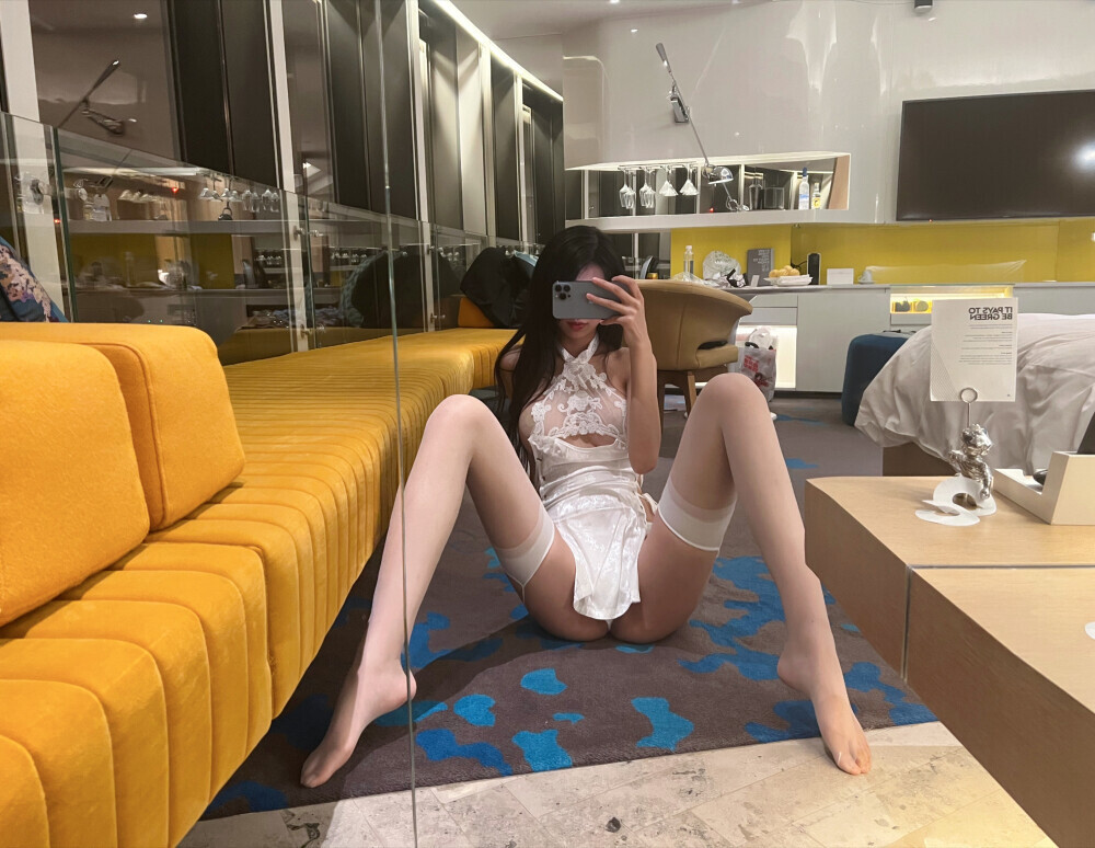 无以伦比的白丝大长腿