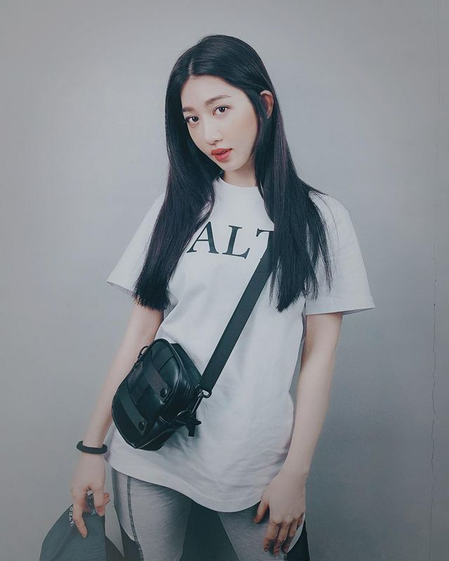 王晴上凸后翘的火辣曲线实在太逆天了