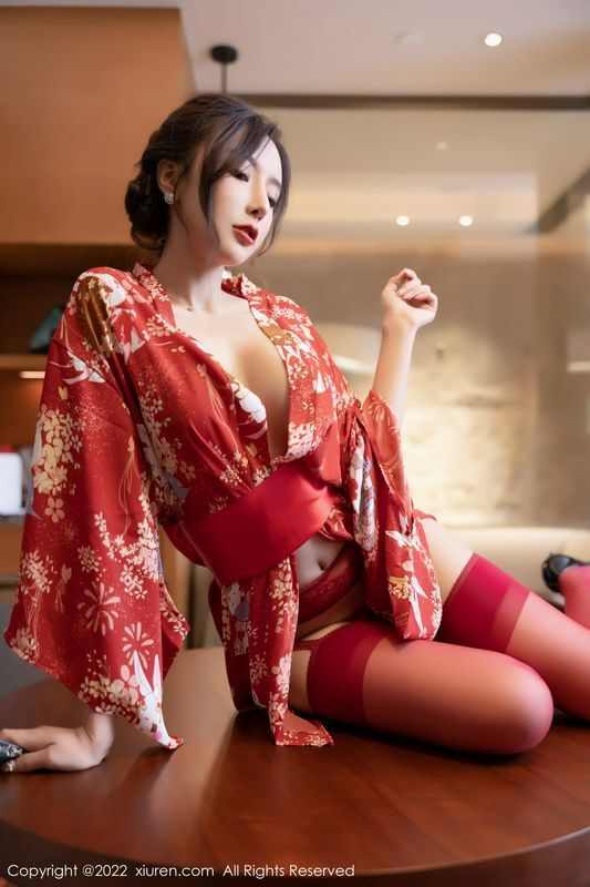 王馨瑶yanni 完整版无水印写真