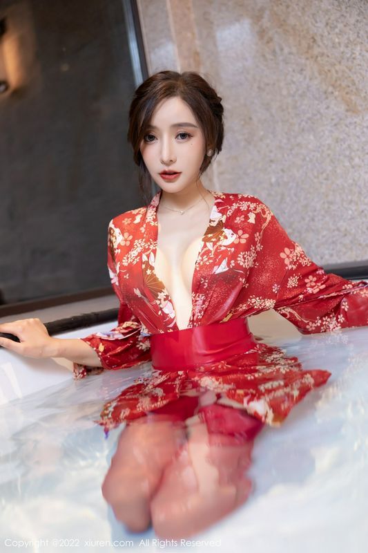 王馨瑶yanni 完整版无水印写真