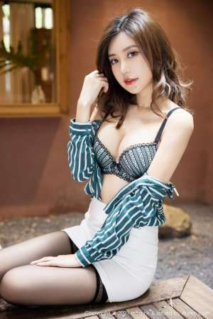 绮里嘉ula 完整版无水印写真