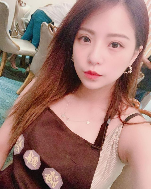 谌多芬Hani豪乳炸出逆天身材让网友全暴动