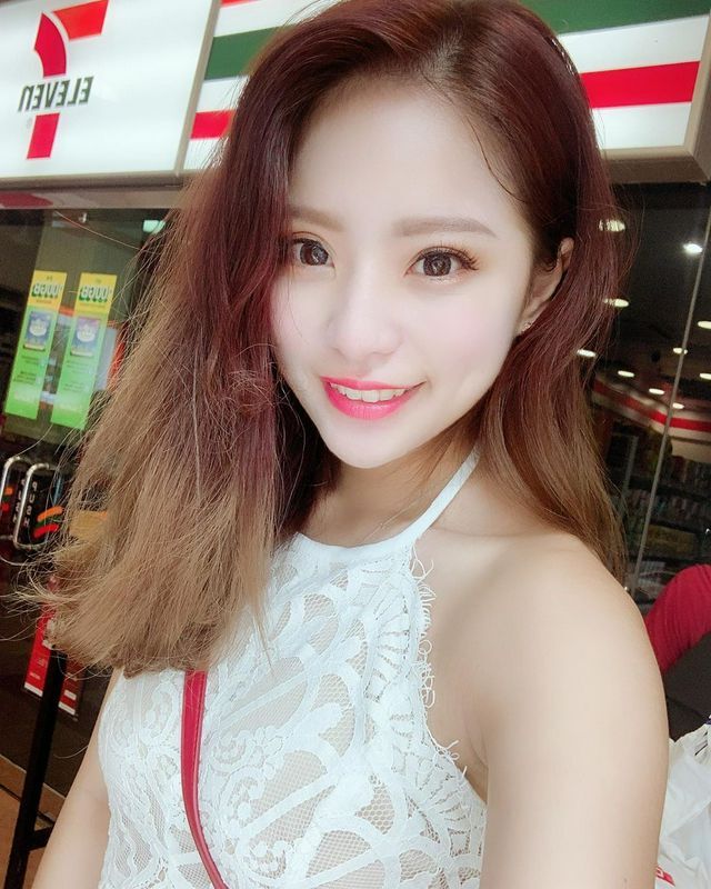 谌多芬Hani豪乳炸出逆天身材让网友全暴动