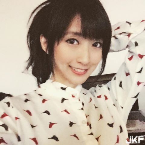 甜美酒窝实况主小熊原来是表特女神