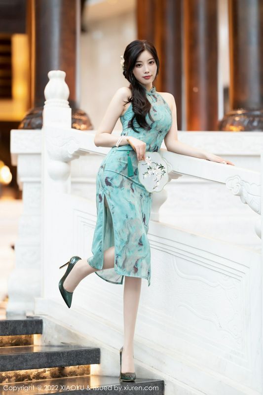 杨晨晨Yome 完整版无水印写真