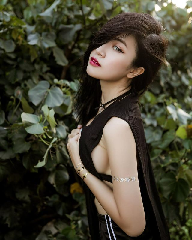 重机正妹 林珈伊身材实在太火辣