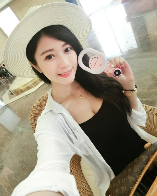 重机正妹 林珈伊身材实在太火辣